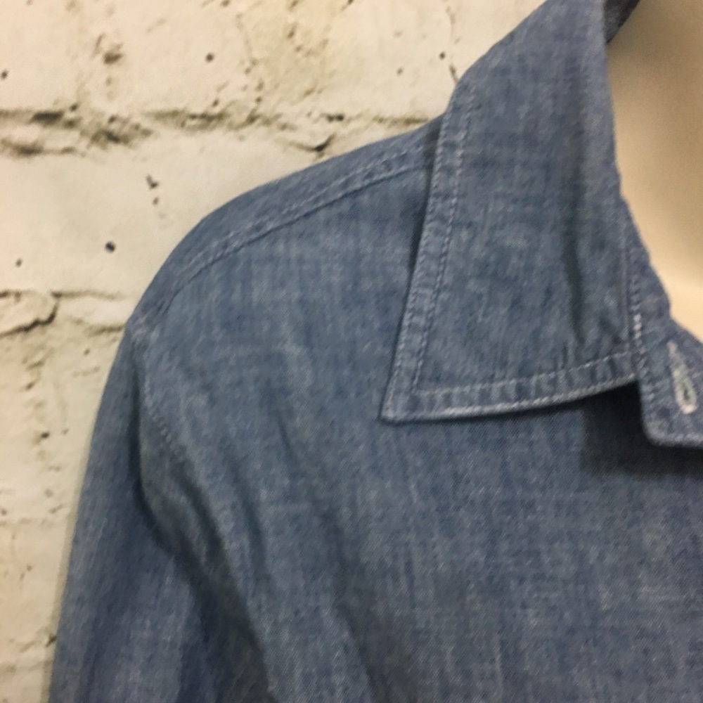 Per Se Blue Chambray Button Up Shirt - Picture 2 of 6